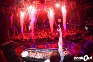 Best & Biggest Beach Party in Asia - ZoukOut Singapore