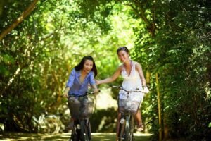 How to be a green traveler