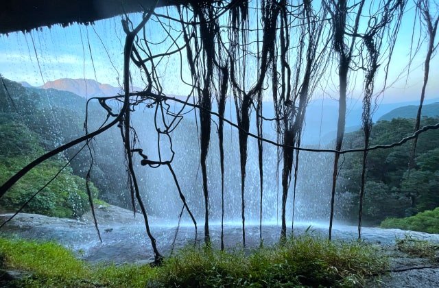 Duwili Falls Trekking 2D/1N